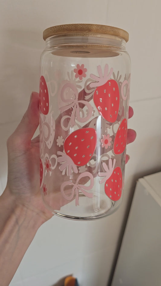 Strawberry glass 16oz (ready to post)